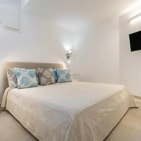 Villa Smeraldo 150 Mt Dal Mare *